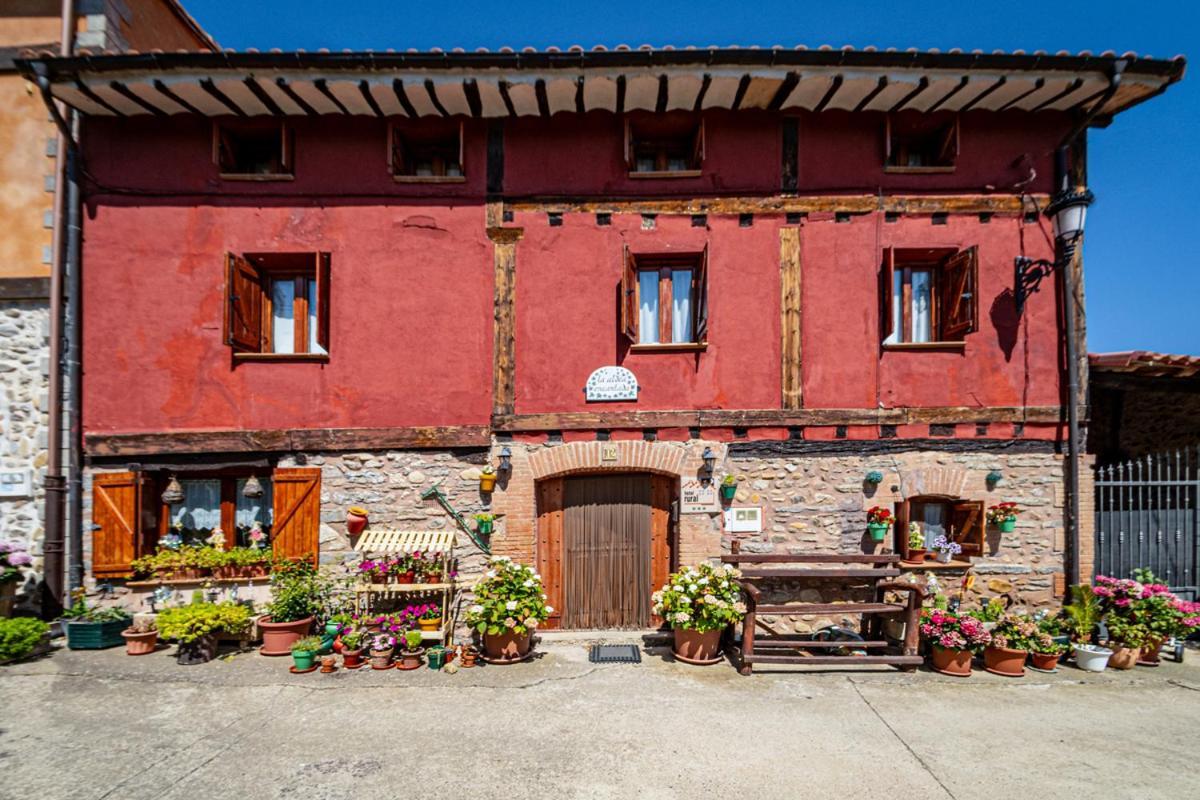 Hotel Rural La Aldea Encantada Quintanilla del Monte de Rioja Kültér fotó